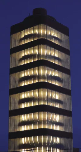 <p class='MsoNormal'>On December 21, 2013, marking winter solstice, the longest night of the year, SC Johnson relit its Frank Lloyd Wright-designed Research Tower for the first time in 12 months. The