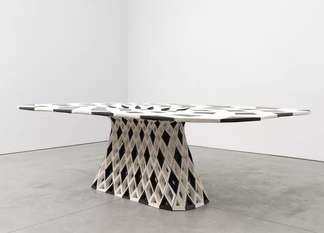 Diamond Table
