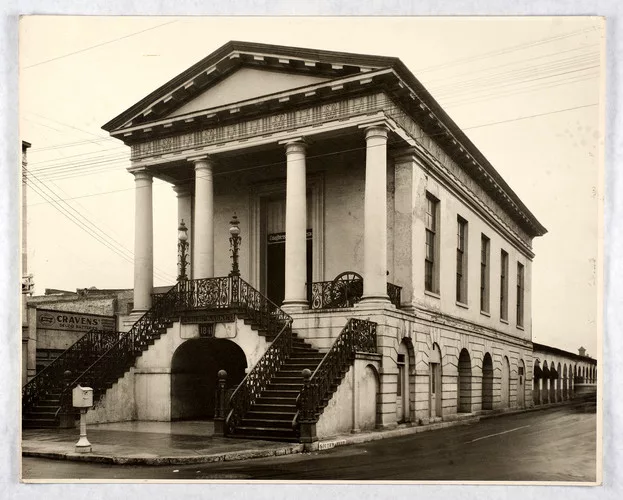 Frances Benjamin Johnston<br /><em>Market</em>, Charleston, SC, 1937<br />gelatin silver print<br />Gift of the Carnegie Library of Pittsburgh, 92.158.24