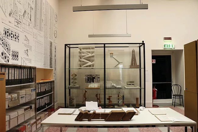 The Stair gallery includes a reproduction of the massive archive of Trüby Friedrich Mielke, a German “Scalology” expert.