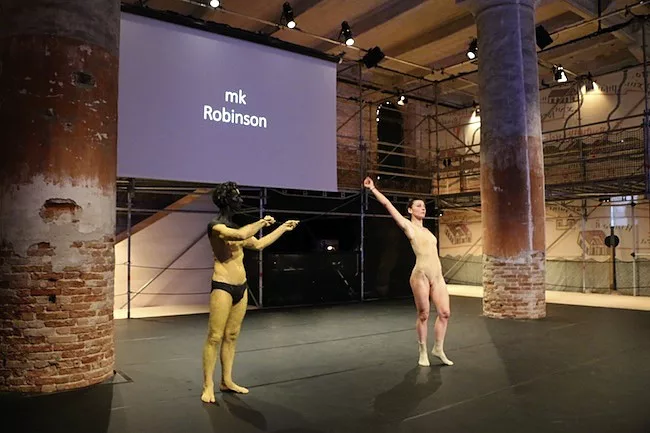 A dance performance of <em>Robinson</em> by Italian Dance company mk.