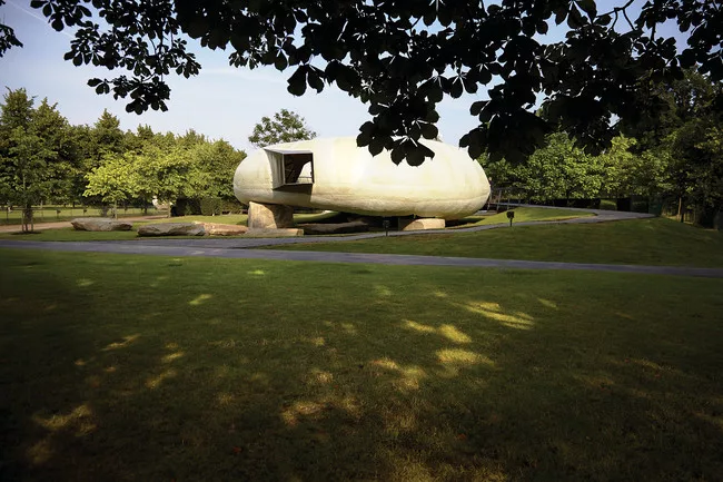 Smiljan Radić's 2014 Serpentine Pavilion opened to the public on June 26.<div id='_mcePaste'>