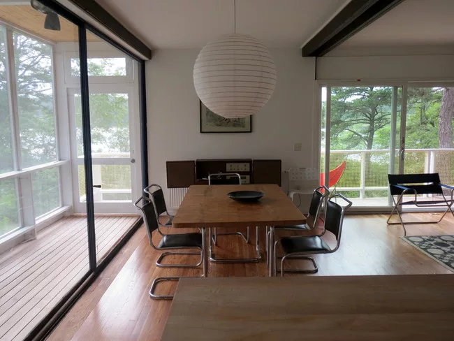 The house post-renovation.<div id='_mcePaste'>﻿﻿