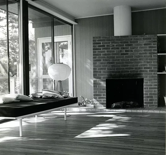 The Weidlinger House in 1953.<div id='_mcePaste'>﻿﻿