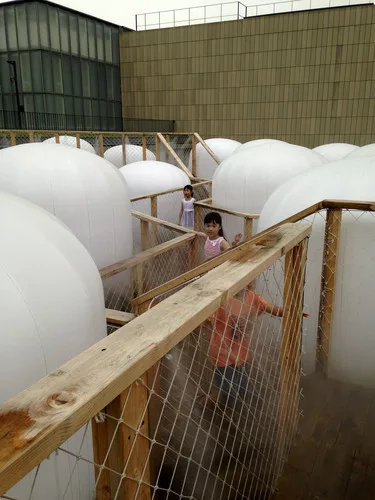 <p><em>Shinseon Play</em>, Young Architects Program<br /> Moon Ji Bang<br /> Seoul</p><div id='_mcePaste'>﻿﻿