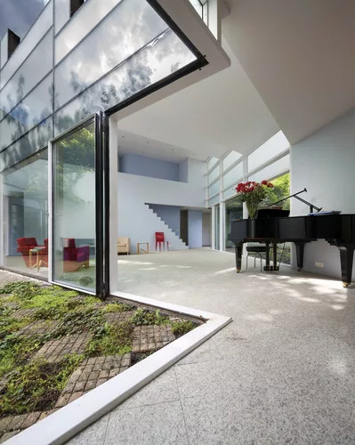 The Van Schijndel House<div id='_mcePaste'>