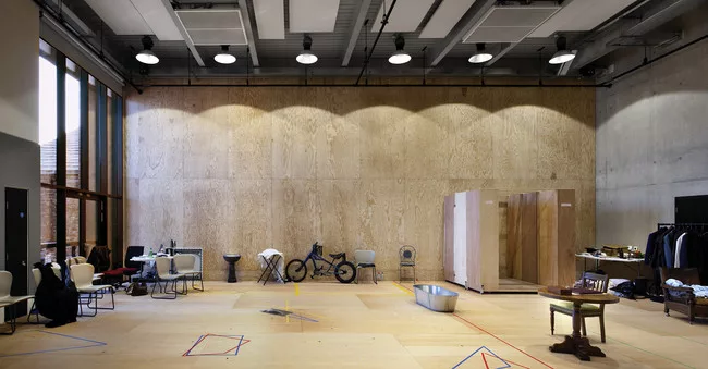 The Royal Institute of British Architects has awarded this year's  Stirling Prize for best building to the Everyman Theatre in Liverpool.  Haworth Tompkins Architects recently rebuilt and greatly expa