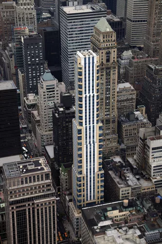 Michael Graves<br />425 Fifth Avenue