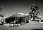 Julius Shulman's photo of the bank building.