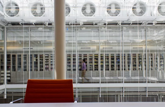 The Straus Center for Conservation and Technical Studies.<div id='_mcePaste'>﻿﻿