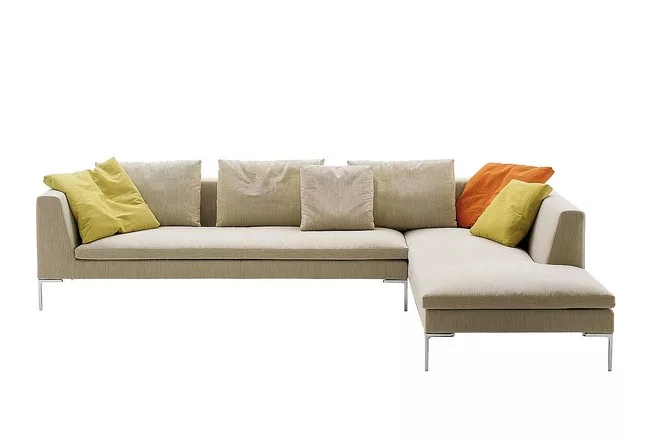 B&B Italia's Charles sofa was designed by Antonio Citterio in 1997.<div id='_mcePaste'>﻿﻿