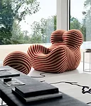 B&B's Up armchair was originally designed by Gaetano Pesce in 1969. An updated version was released in 2000.<div id='_mcePaste'>﻿﻿