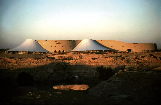 Diplomatic Club, 1980, Riyadh, Saudi Arabia<div id='_mcePaste'>
