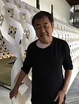 Kengo Kuma by his installation.