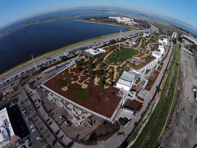 Facebook CEO Mark Zuckerberg posted this aerial view of the company’s new, Frank Gehry-designed headquarters on move-in day. The facility’s 9-acre rooftop park is visible here.