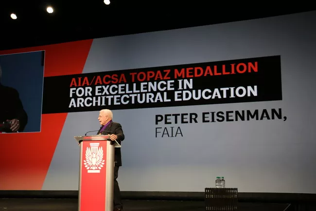Peter Eisenman received the 2015 Topaz Medallion for Excellence in Architectural Education.<div id='_mcePaste'>﻿﻿