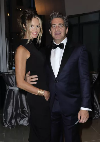 Elle McPherson (left) and Jeffrey Soffer during the 2015 Pritzker Architecture Prize ceremony.