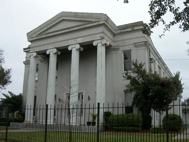 <strong>Carrollton Courthouse</strong><br />Architect: Henry Howard<br />New Orleans<br />The Carrollton Courthouse served as the Jefferson Parish government seat until New Orleans annexed the indepen
