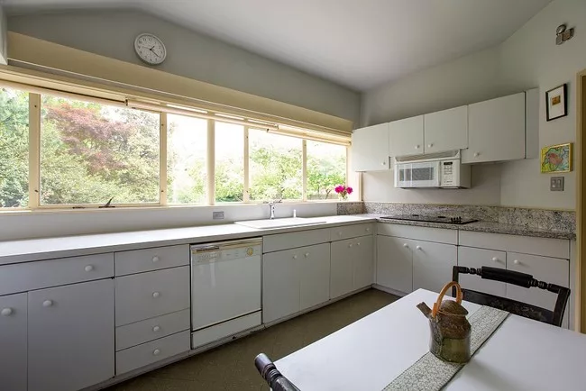 Iconic Vanna Venturi House on the Market
