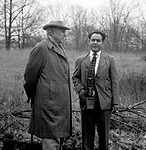 Frank Lloyd Wright and Pedro E. Guerrero, Pleasantville, New York, 1949.<div id='_mcePaste'>﻿﻿