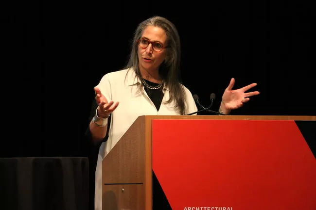 Pat Sapinsley, the managing director of the Cleartech Initiatives at New York University’s Urban Future Lab, received this year’s Activist Award.<div id='_mcePaste'>﻿﻿