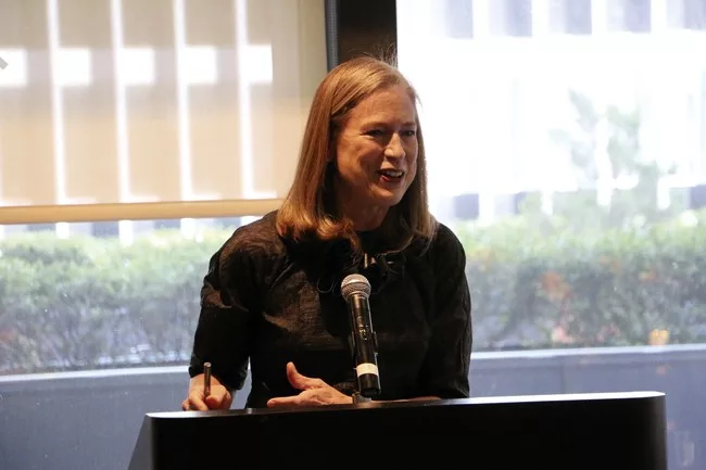 Sylvia Smith, senior partner at FXFOWLE, speaking at the morning symposium.