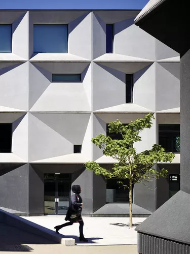 Burntwood School Wins 2015 RIBA Stirling Prize