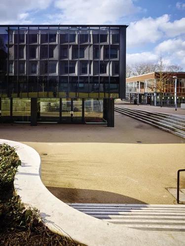 Burntwood School Wins 2015 RIBA Stirling Prize