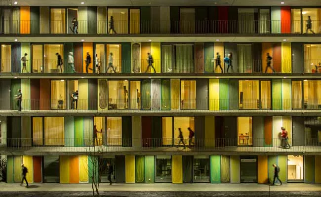 <strong>Overall Winner<br />Category:</strong> Buildings in Use<br /><strong>Photographer:</strong> Fernando Guerra<br /><strong>Building:</strong> EPFL Quartier Nord, Ecublens, Switzerland<br /><stro