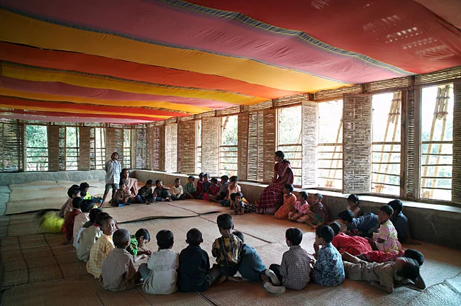 Anna Heringer and Elke Roswag; METI: Handmade School; Rudrapur, Bangladesh; 2004-06