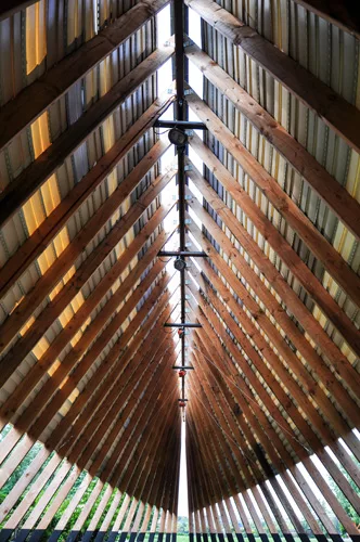 Austin+Mergold's SuralArk, a large boatlike structure made of lumber and vinyl siding, won the Architectural League's 2014 Folly competition, with the prize of a residency.