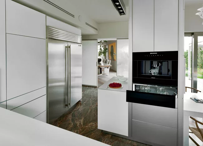 Wolf Appliance has introduced its first built-in system for preparing espresso and other professional-quality coffee brews right  at home. To complement most of today's modern kitchen settings, the ma