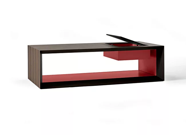 Molteni&C celebrated its 80th anniversary with the reissue of a Gio Ponti chair and a new table by HOK Product Design.