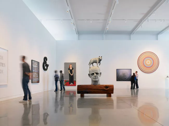 Cavagnero added new end galleries with clerestories and 20-foot-high ceilings to better display large-scale art.