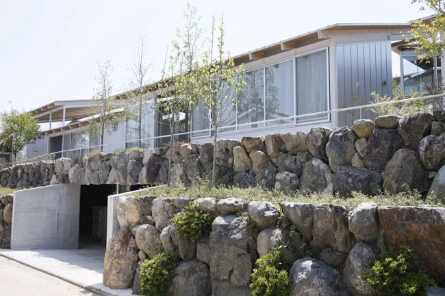 Nishinoyama House