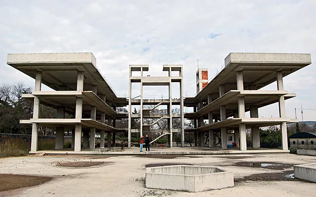 The abandoned concrete frame of a partially built hotel was incorporated into REX's design for the Vakko complex.