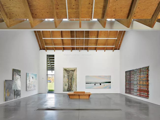 Based on a 1,000-square-foot unit, some galleries double to 2,000 square feet; others are subdivided into an intimate 500.