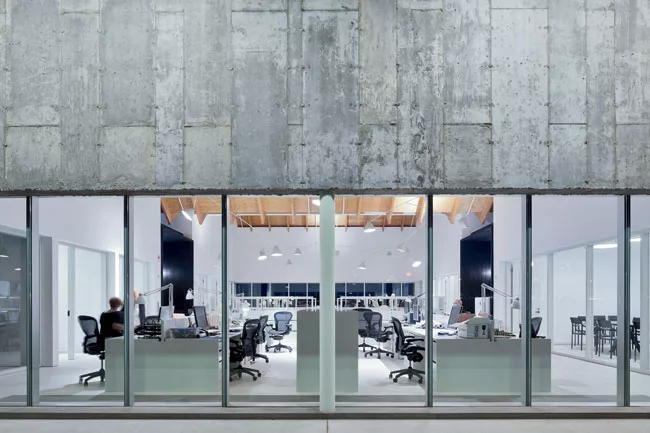 Back-of-house stairs adjacent to the administrative spaces lead to below-grade art storage.