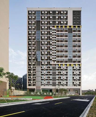 With two 326-foot-high towers and a pair of attached 170-foot-high blocks, the complex provides stylish residences at subsidized rents to college graduates new to Ningbo or living there without reside