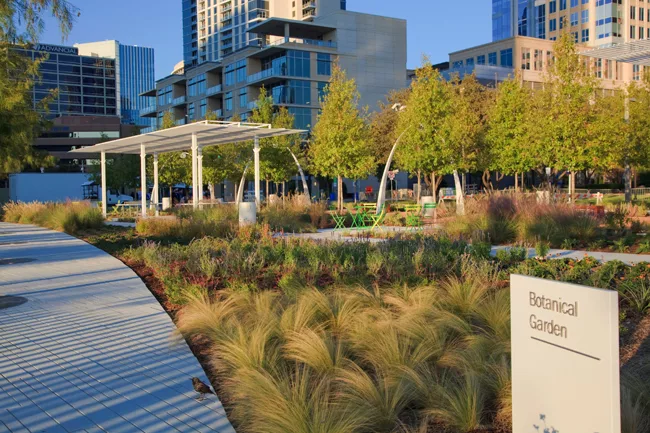 Klyde Warren Park