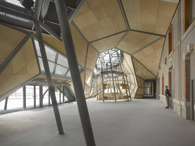 First Look: Les Turbulences FRAC Centre