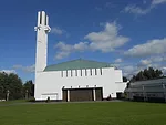The Lakeuden Ristin Kirkko (Cross of the Plains Church) and its clock tower were the first buildings by Aalto in Sein'joki. 