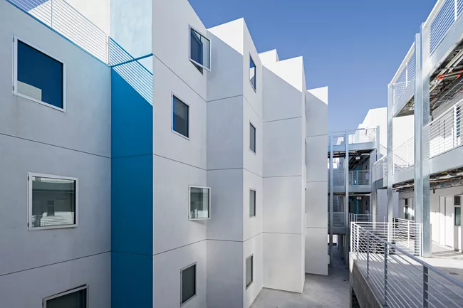 Star Apartments