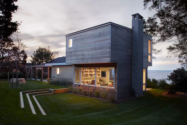 Weekend House
