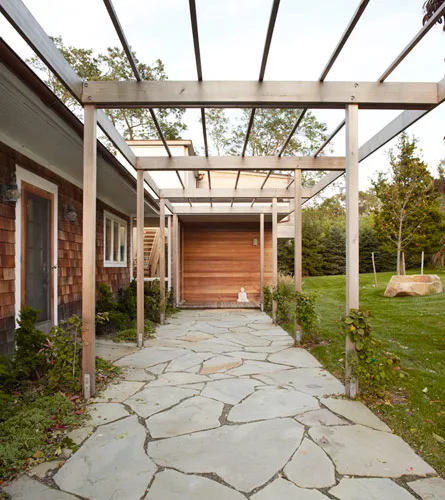 Weekend House