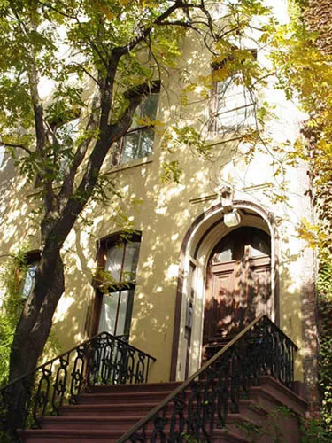 The rear elevation, prior to renovation.