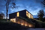 Villa V