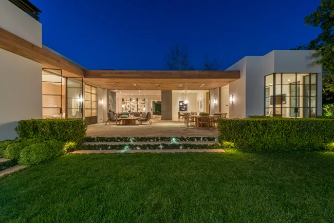 Shadowhill Residence