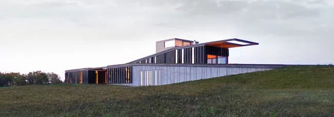 Topo House
