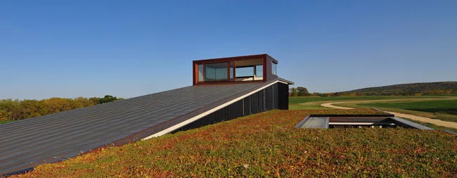 Topo House